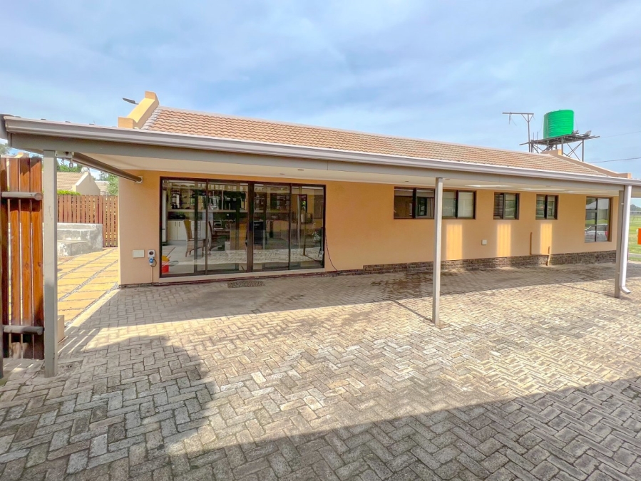 3 Bedroom Property for Sale in Louterwater Free State